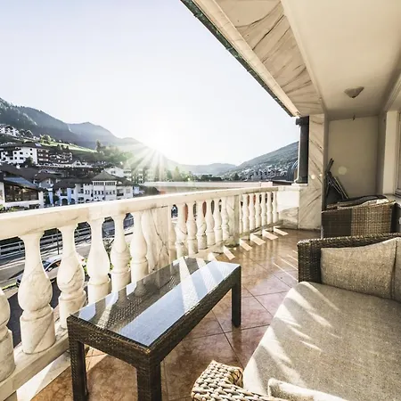 Venezia Luxury شقة